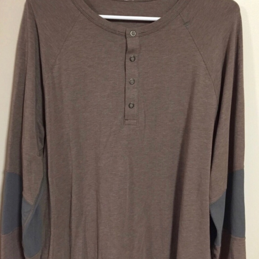Lulu lemon Henley